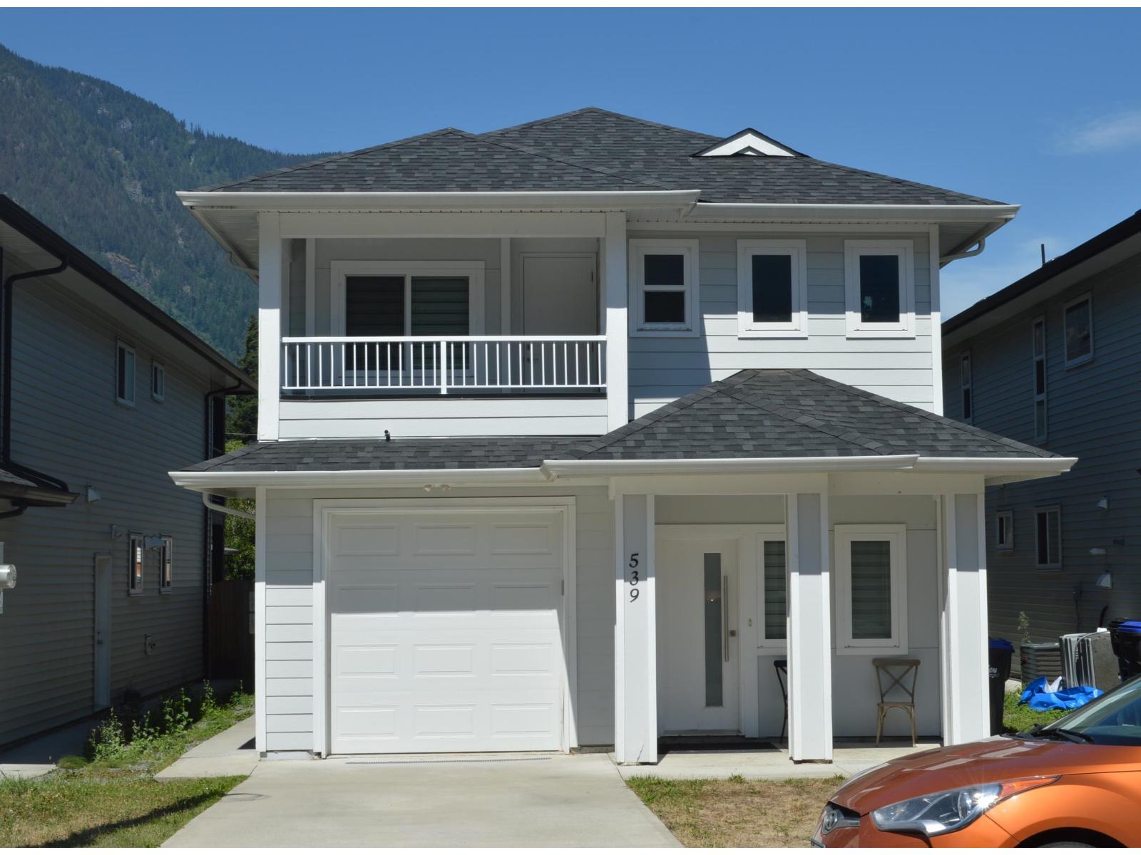 539 DOUGLAS STREET, Hope, Hope