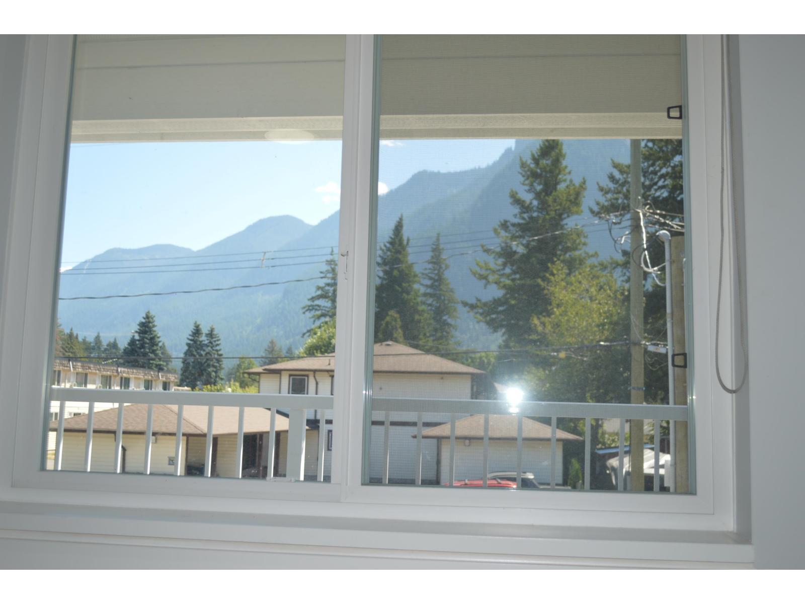 539 DOUGLAS STREET, Hope, Hope