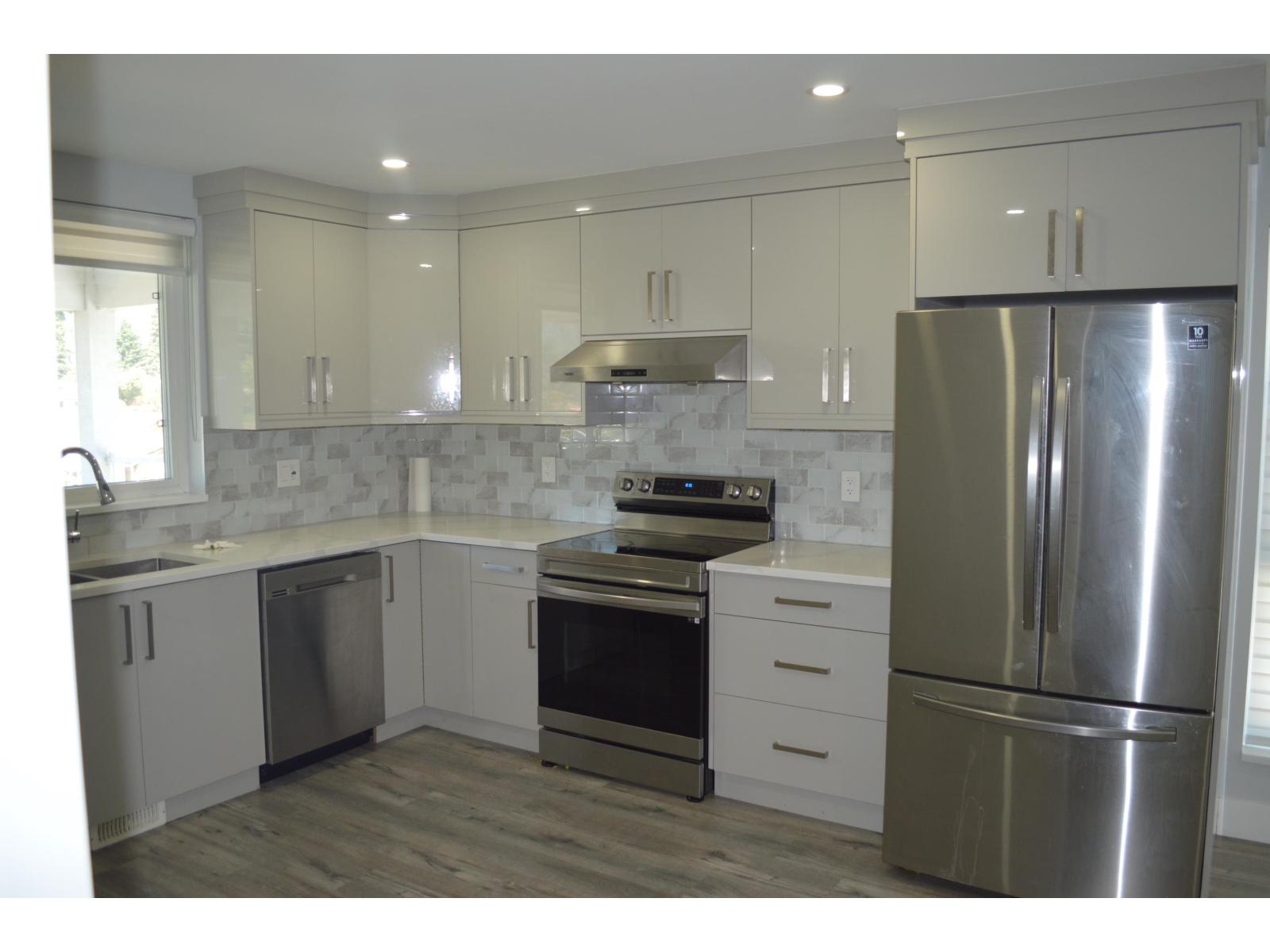 539 DOUGLAS STREET, Hope, Hope