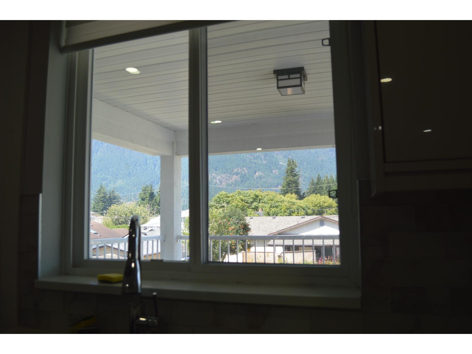 539 DOUGLAS STREET, Hope, Hope