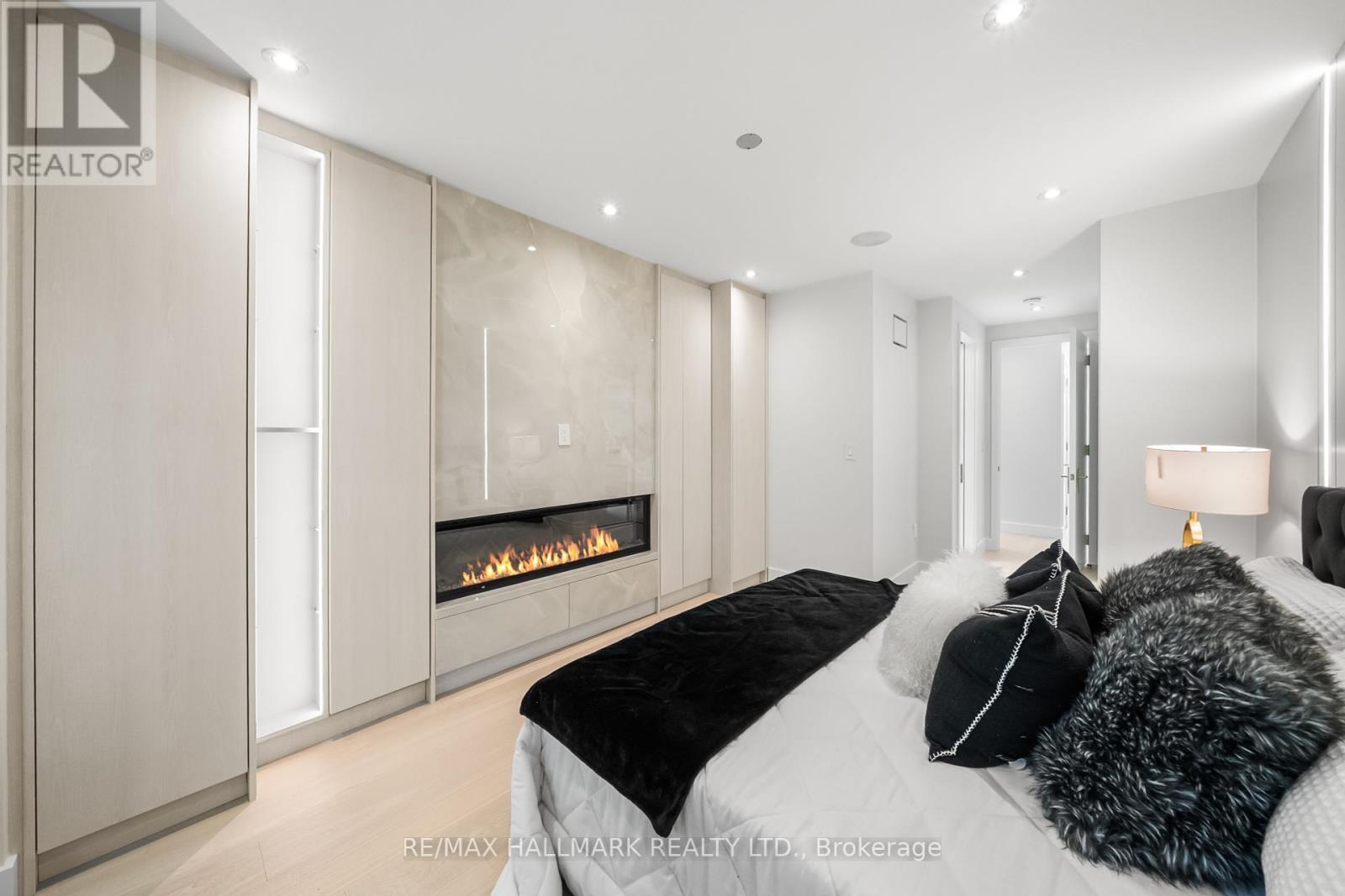 Photo 20 of 16 A Kenrae Road, Toronto ON