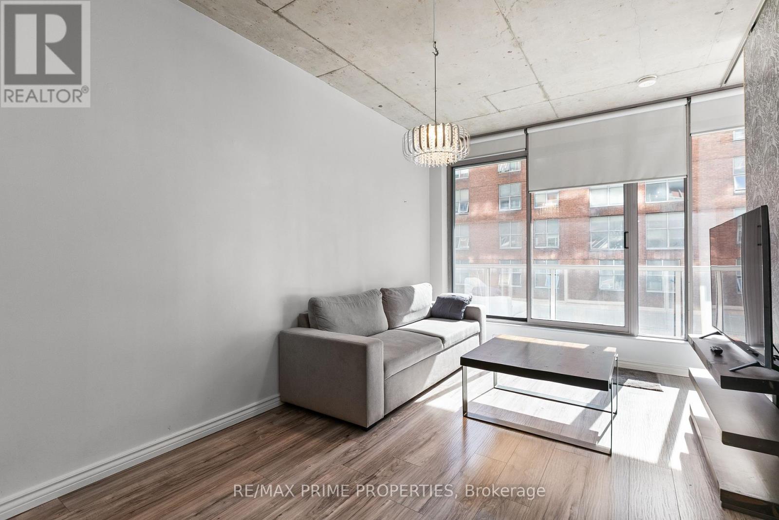 Photo 15 of 311 383 Cumberland Street, Ottawa ON
