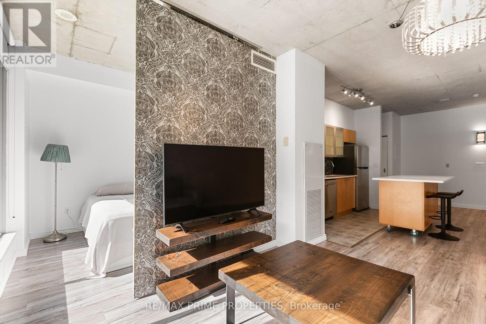 Photo 16 of 311 383 Cumberland Street, Ottawa ON