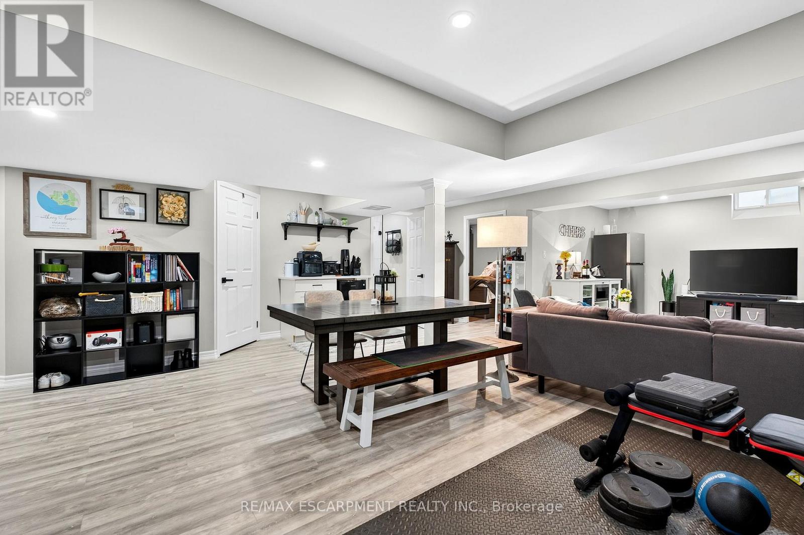 Photo 26 of 4118 Pincay Oaks Lane, Burlington ON