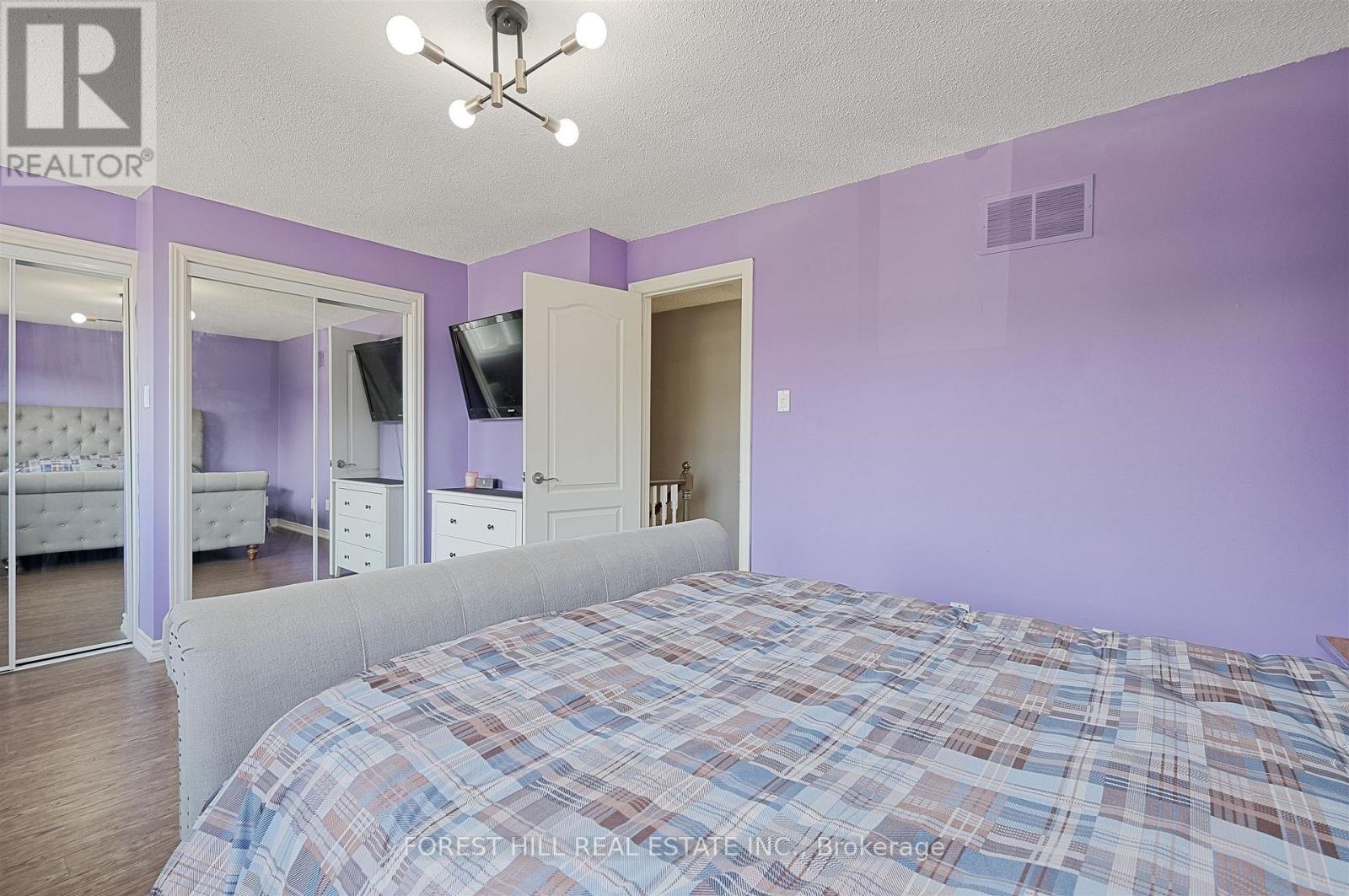 Photo 17 of 17 Rushmore Crescent, Brampton ON