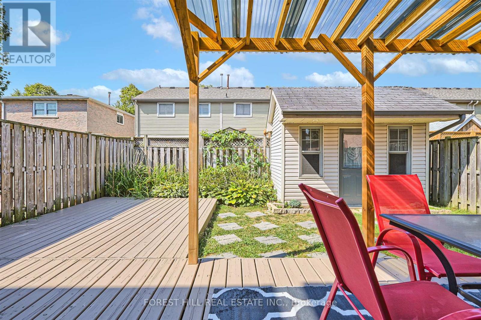 Photo 32 of 17 Rushmore Crescent, Brampton ON