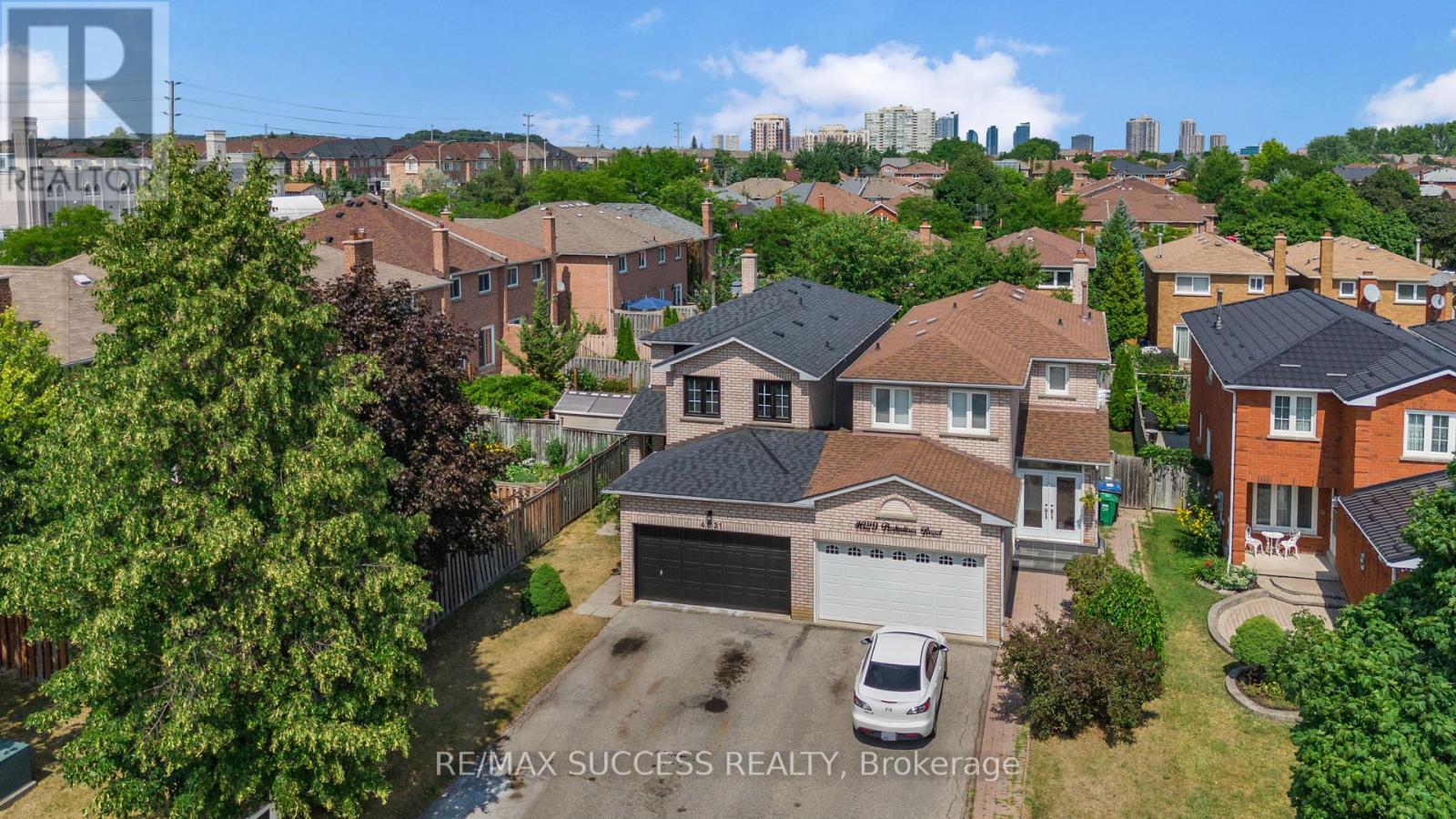 Photo 10 of 4631 Penhallow Road, Mississauga ON