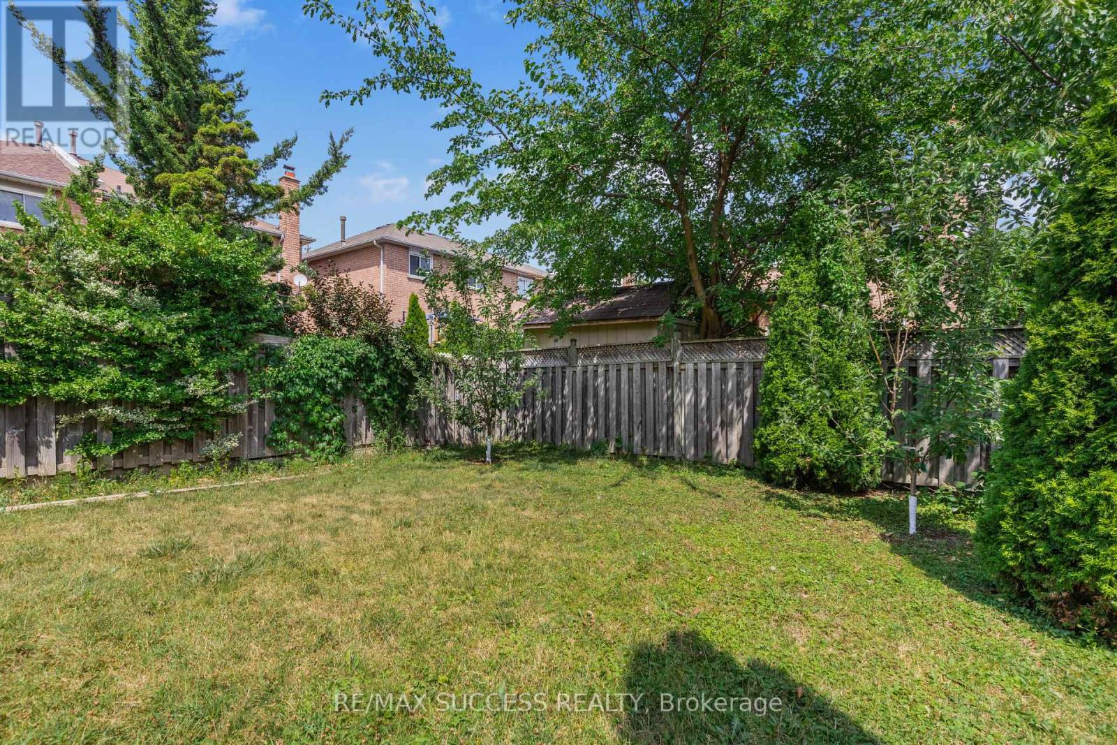 Photo 6 of 4631 Penhallow Road, Mississauga ON