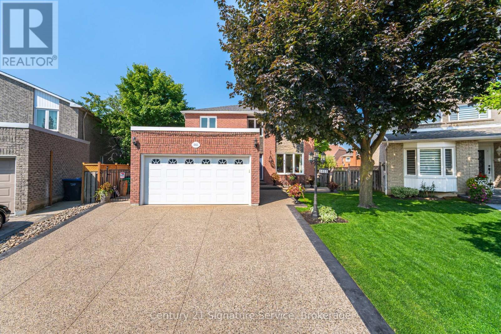 Photo 48 of 5955 Ladyburn Crescent, Mississauga ON