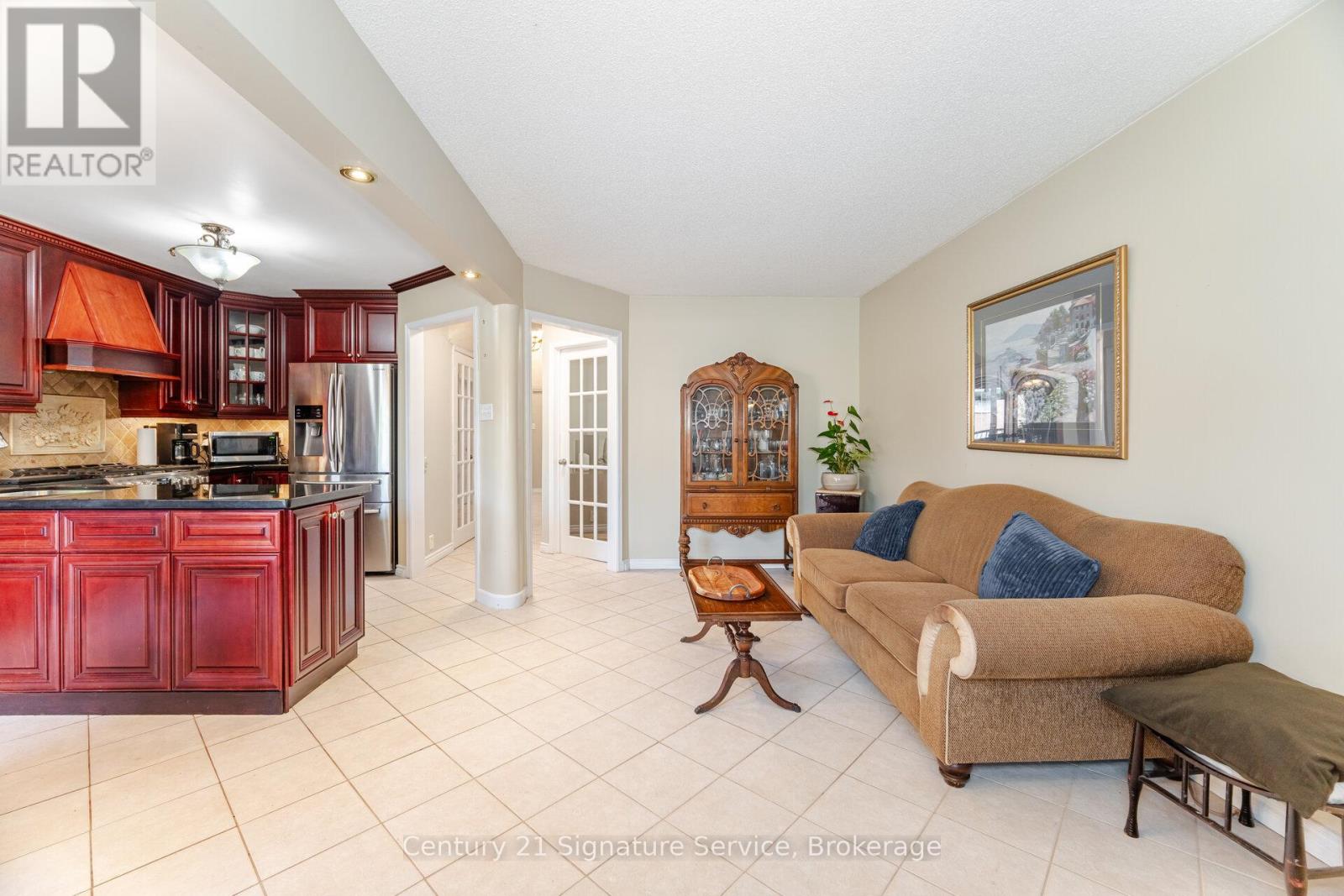 Photo 12 of 5955 Ladyburn Crescent, Mississauga ON