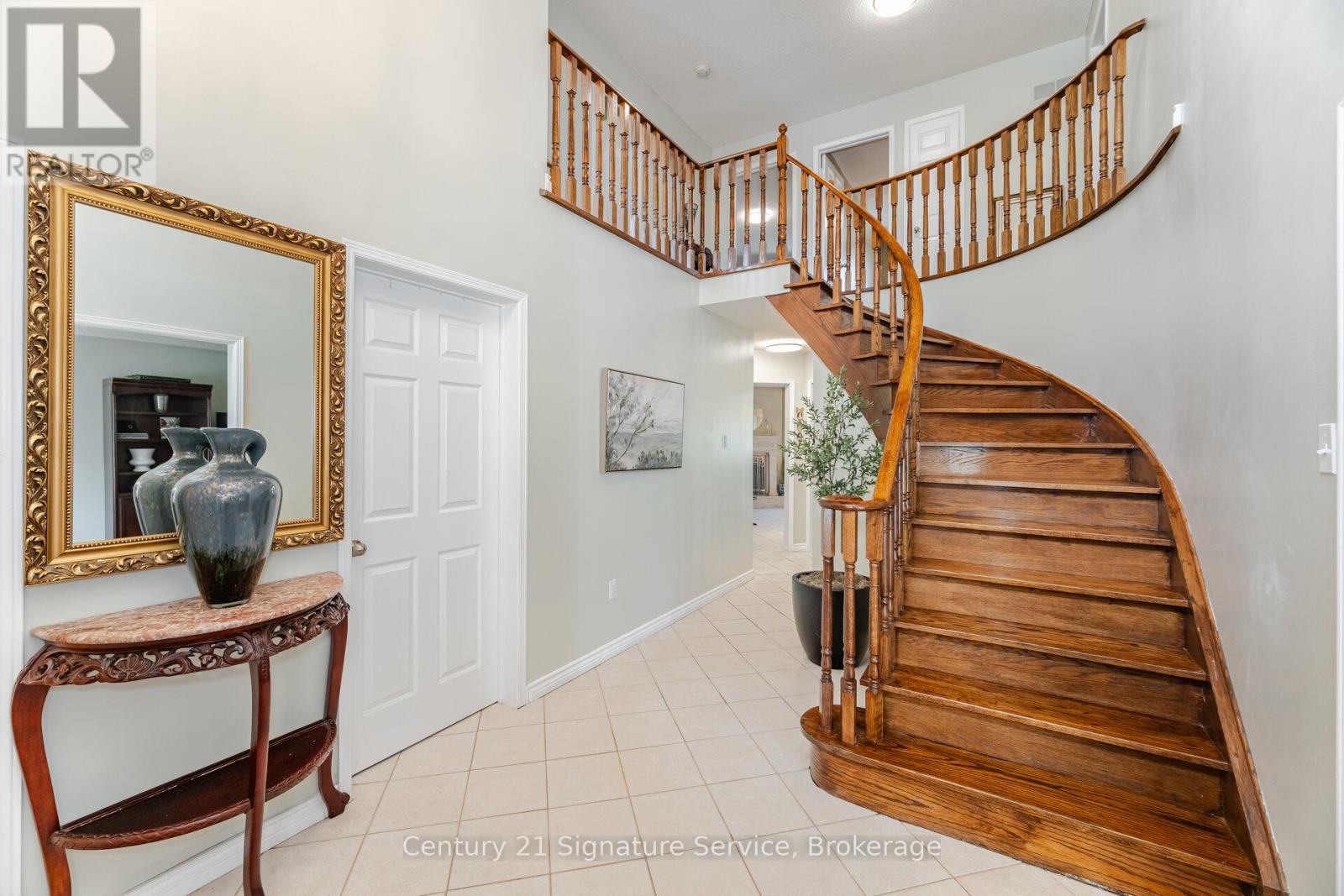 Photo 22 of 5955 Ladyburn Crescent, Mississauga ON