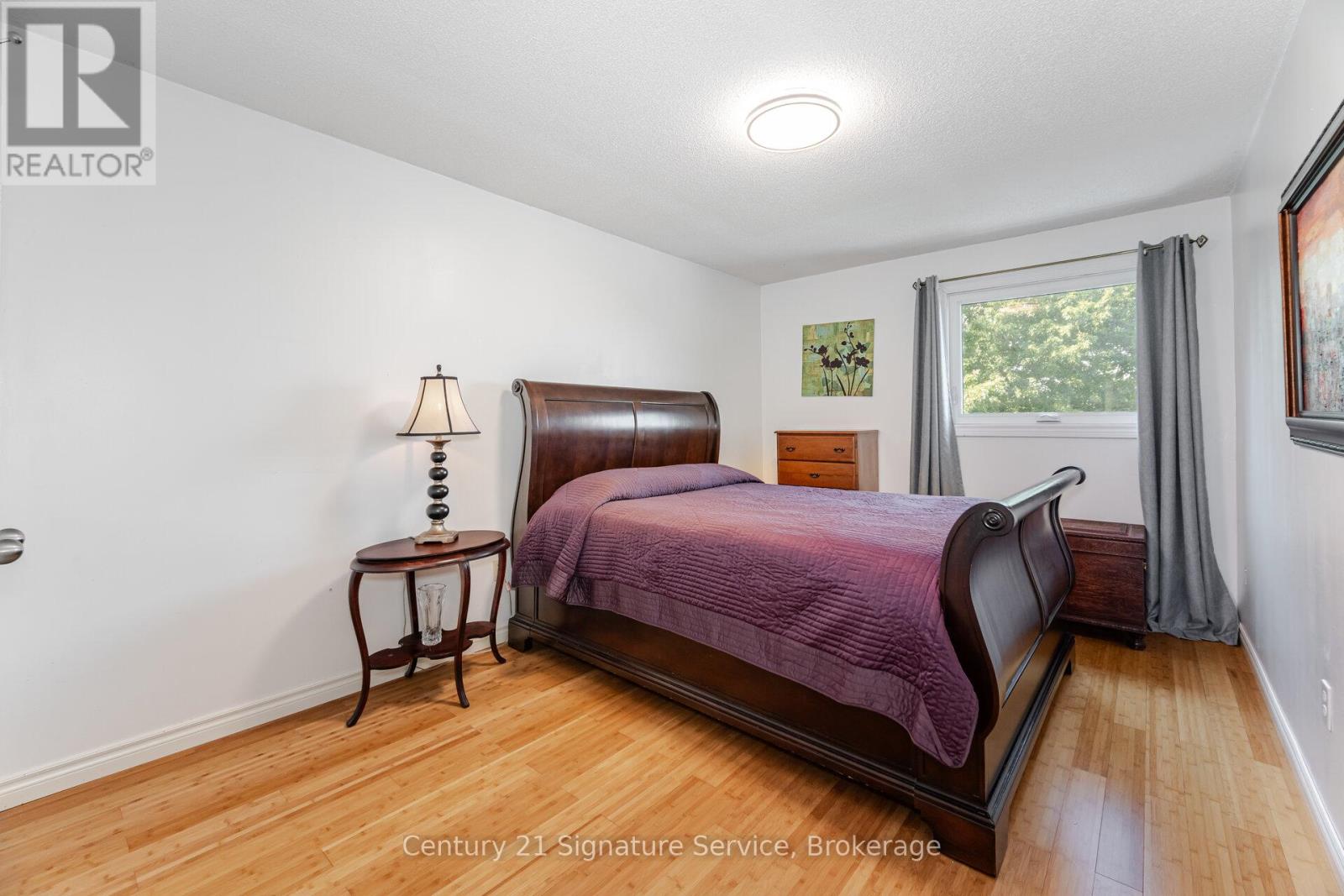 Photo 29 of 5955 Ladyburn Crescent, Mississauga ON
