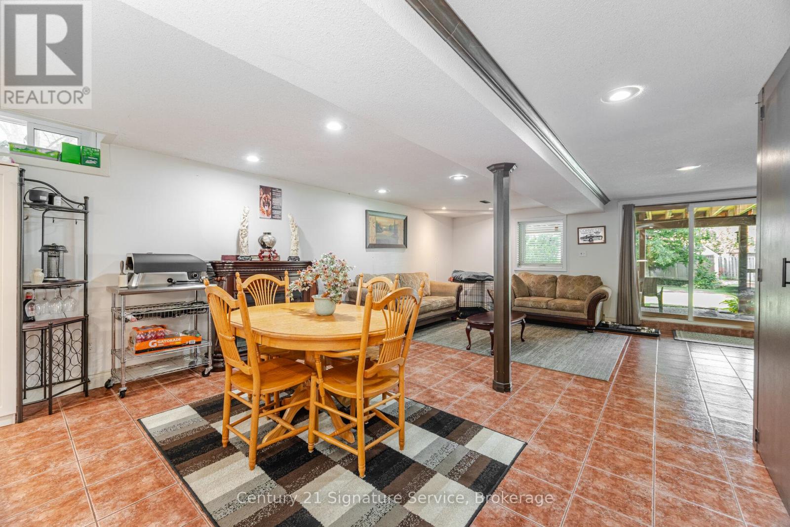 Photo 18 of 5955 Ladyburn Crescent, Mississauga ON