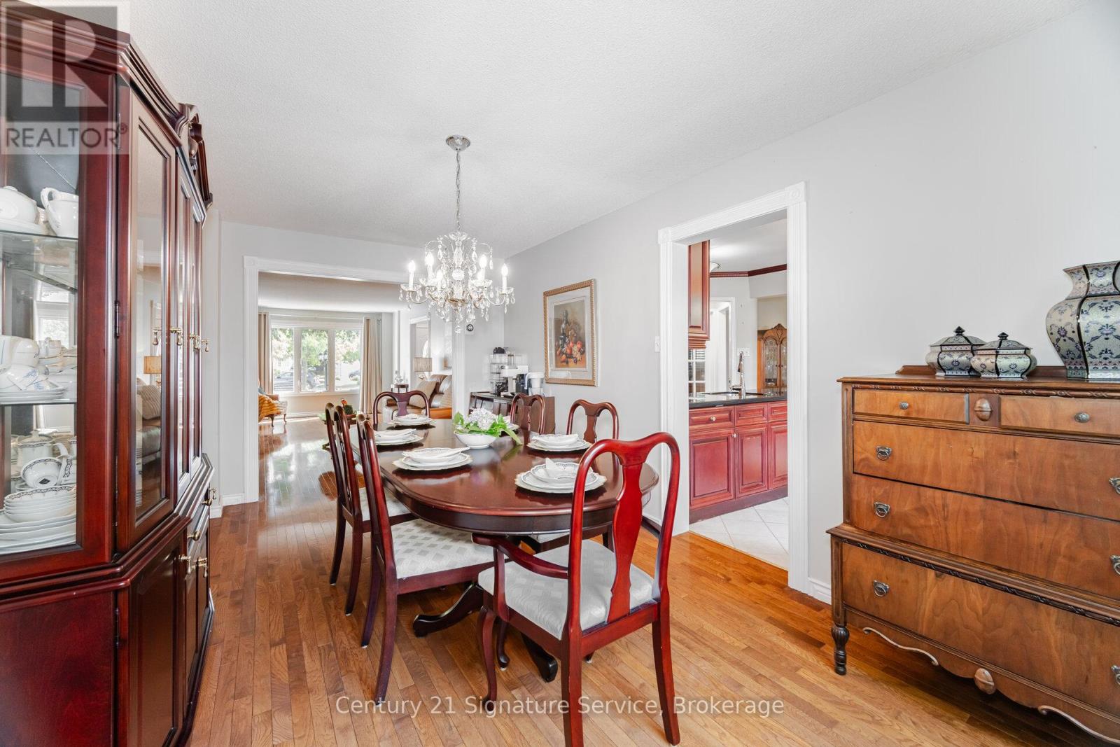 Photo 24 of 5955 Ladyburn Crescent, Mississauga ON