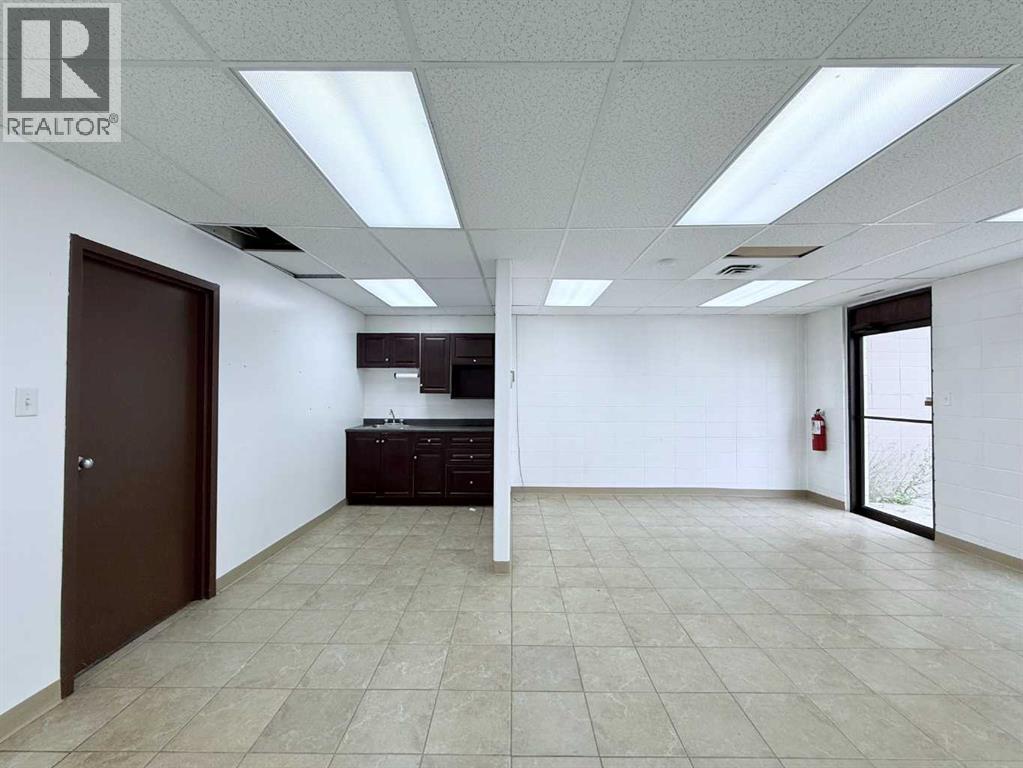 Photo 9 of 9510 110 Street, Grande Prairie AB