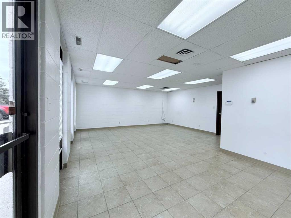 Photo 6 of 9510 110 Street, Grande Prairie AB