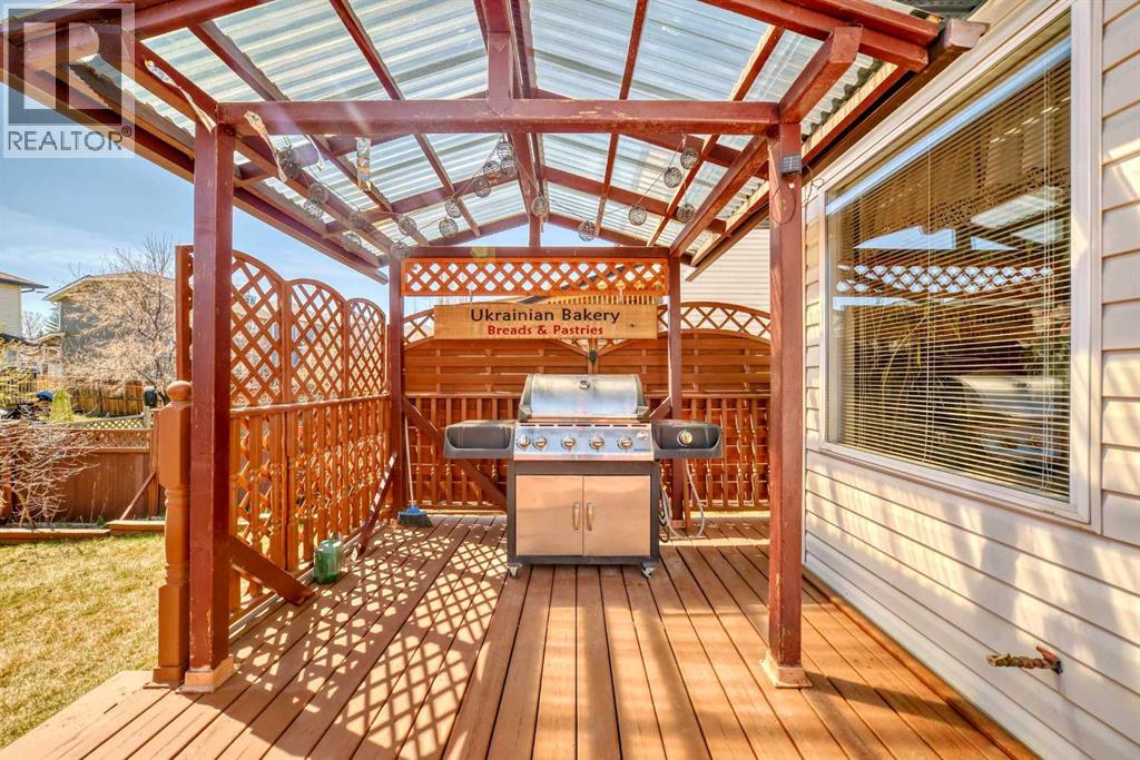 Photo 8 of 159 Bridlewood Road Sw, Calgary AB