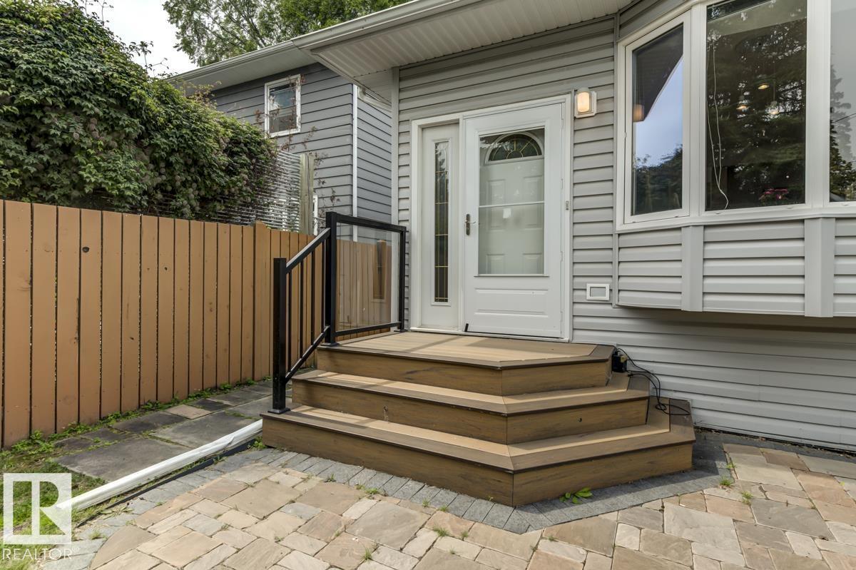 Photo 52 of 9437 144 St Nw, Edmonton AB