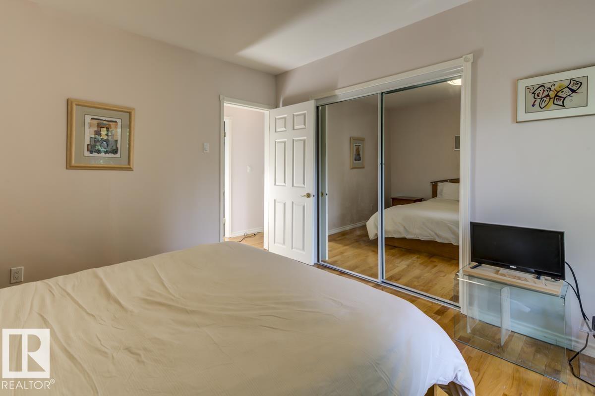 Photo 44 of 9437 144 St Nw, Edmonton AB