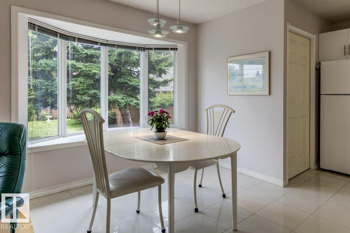 Photo 22 of 9437 144 St Nw, Edmonton AB