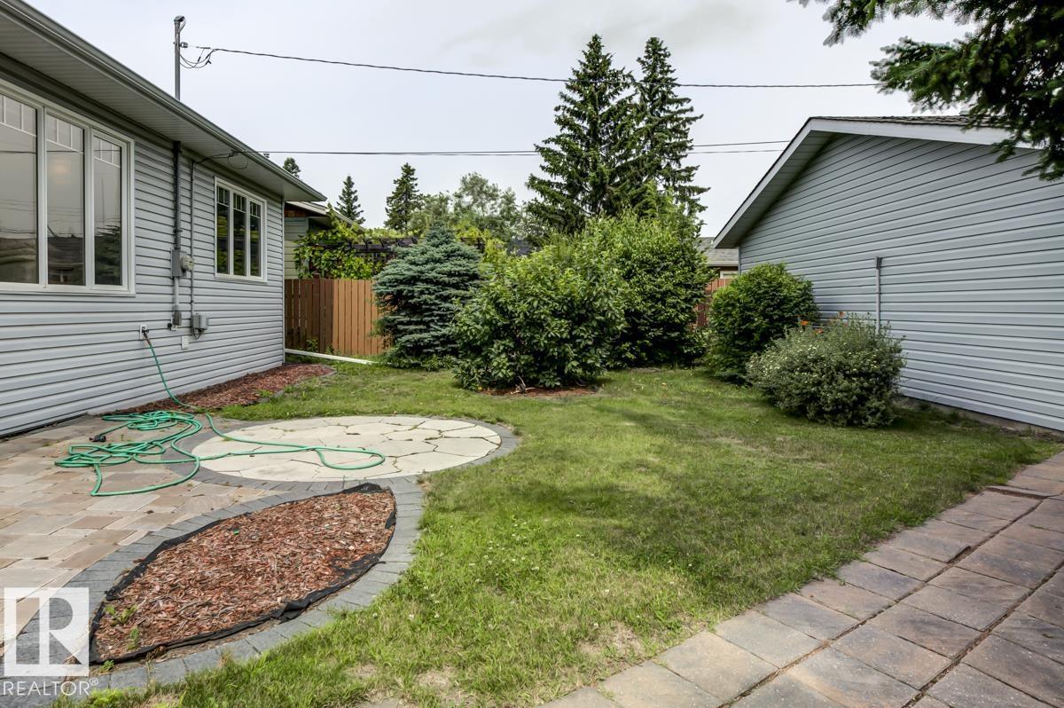 Photo 54 of 9437 144 St Nw, Edmonton AB