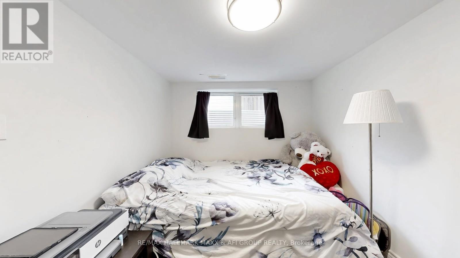 Photo 41 of 319 Taylor Mills Drive N, Richmond Hill ON
