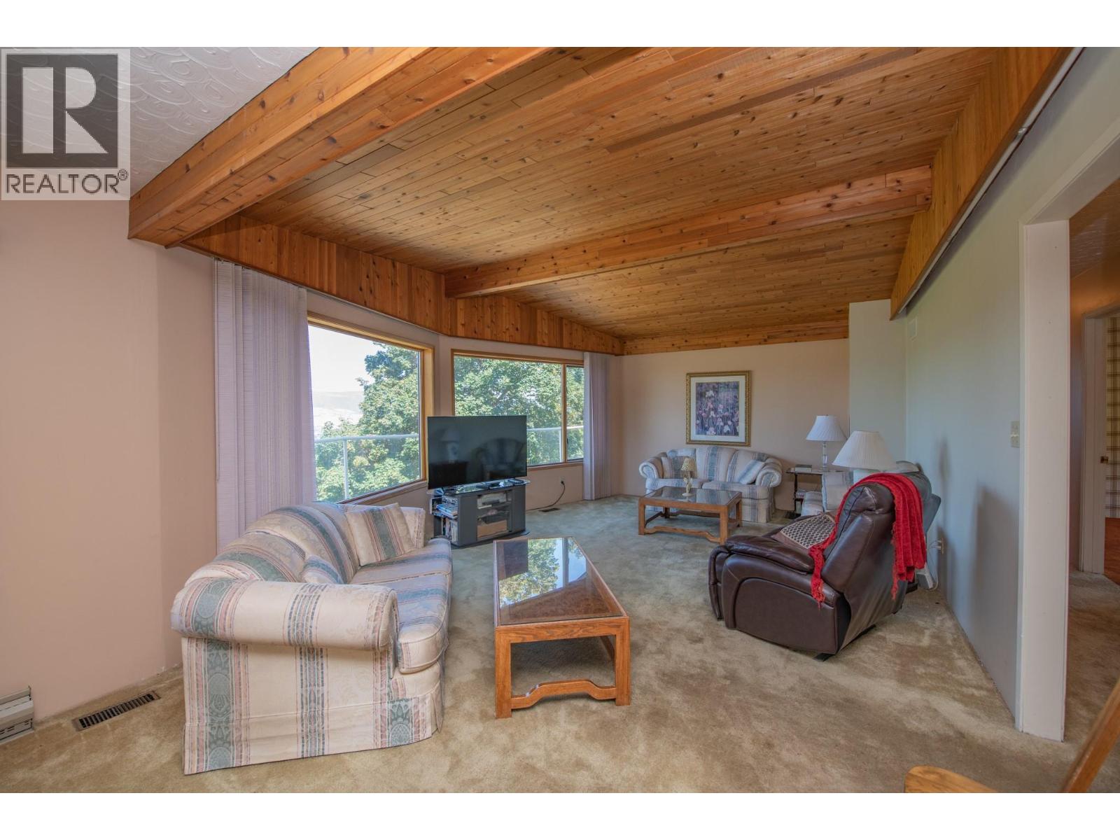 Photo 17 of 4587 Briggs Road, Vernon BC