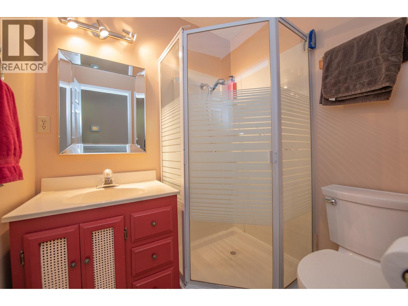 Photo 6 of 4587 Briggs Road, Vernon BC