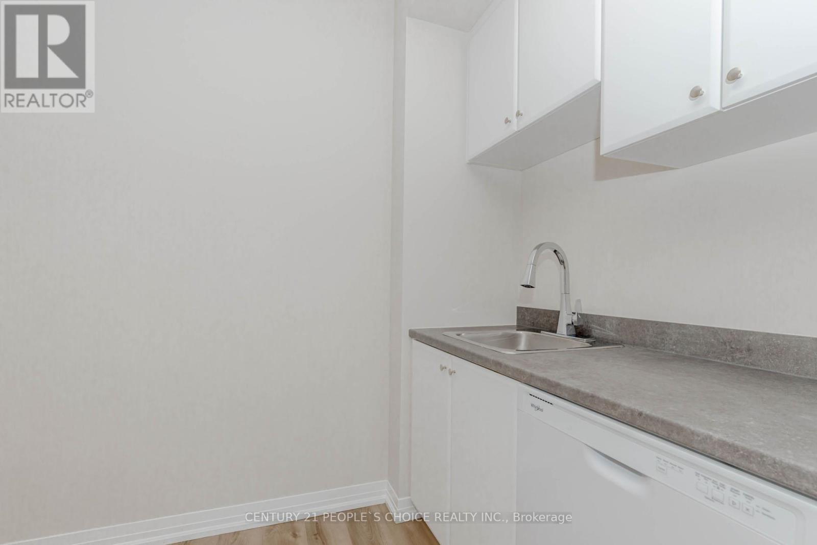 Photo 40 of 206 50 Herrick Avenue, St Catharines ON