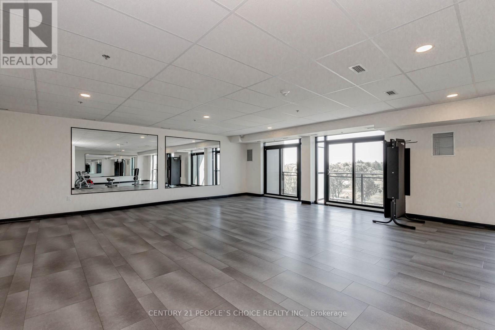 Photo 13 of 206 50 Herrick Avenue, St Catharines ON