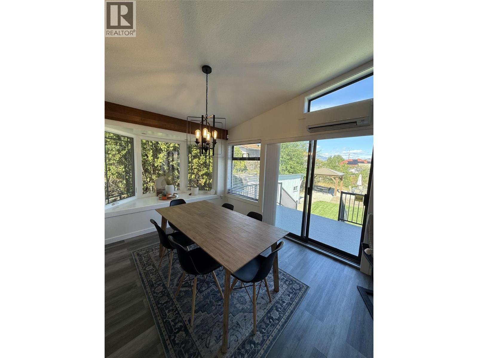 8807 Gala Crescent - 14