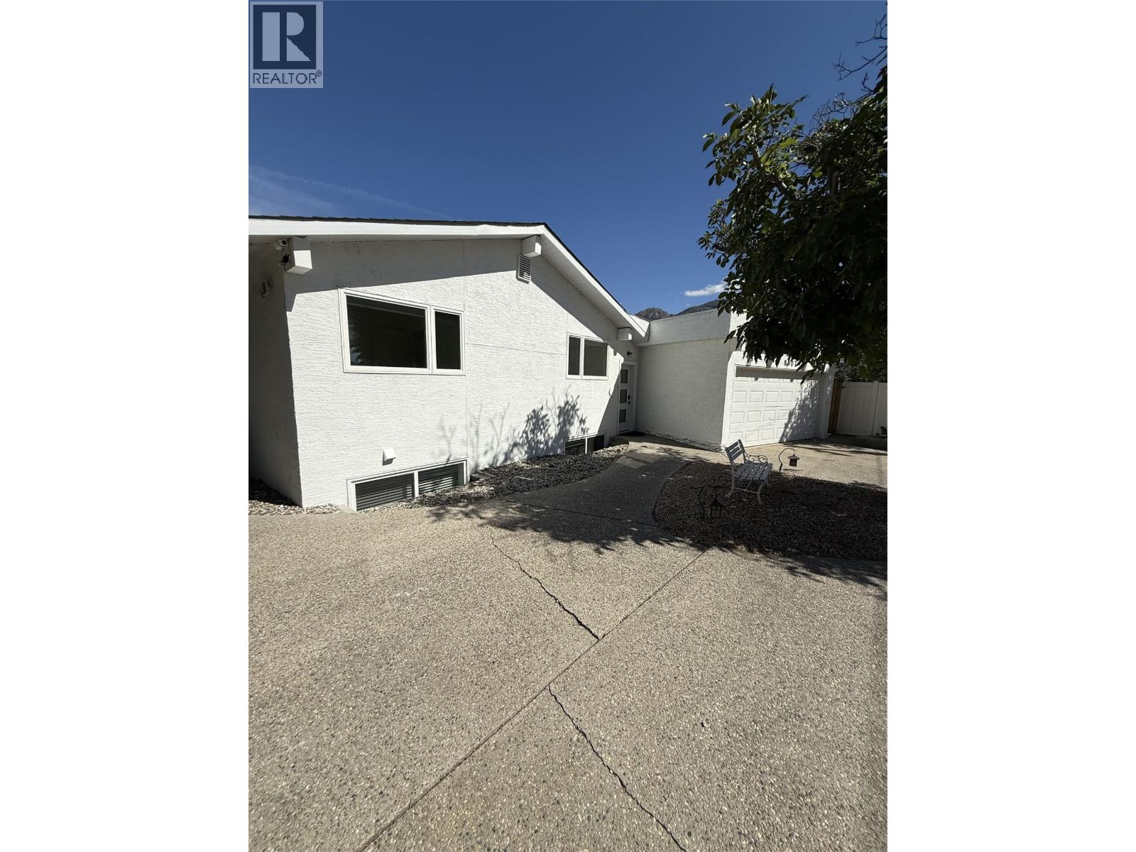 8807 Gala Crescent - 4
