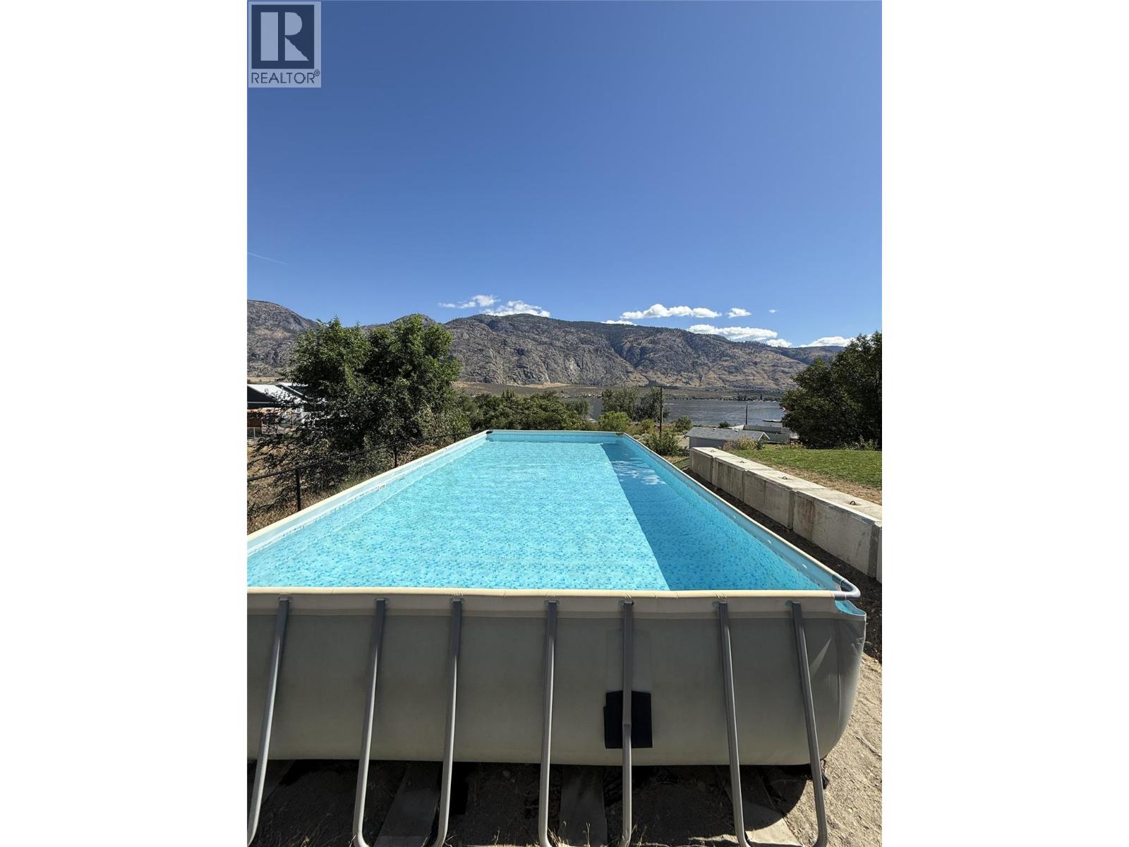 8807 Gala Crescent, Osoyoos