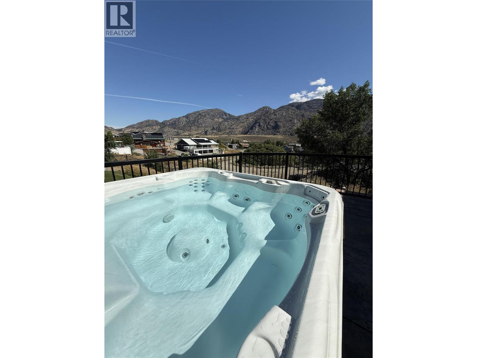 8807 Gala Crescent, Osoyoos