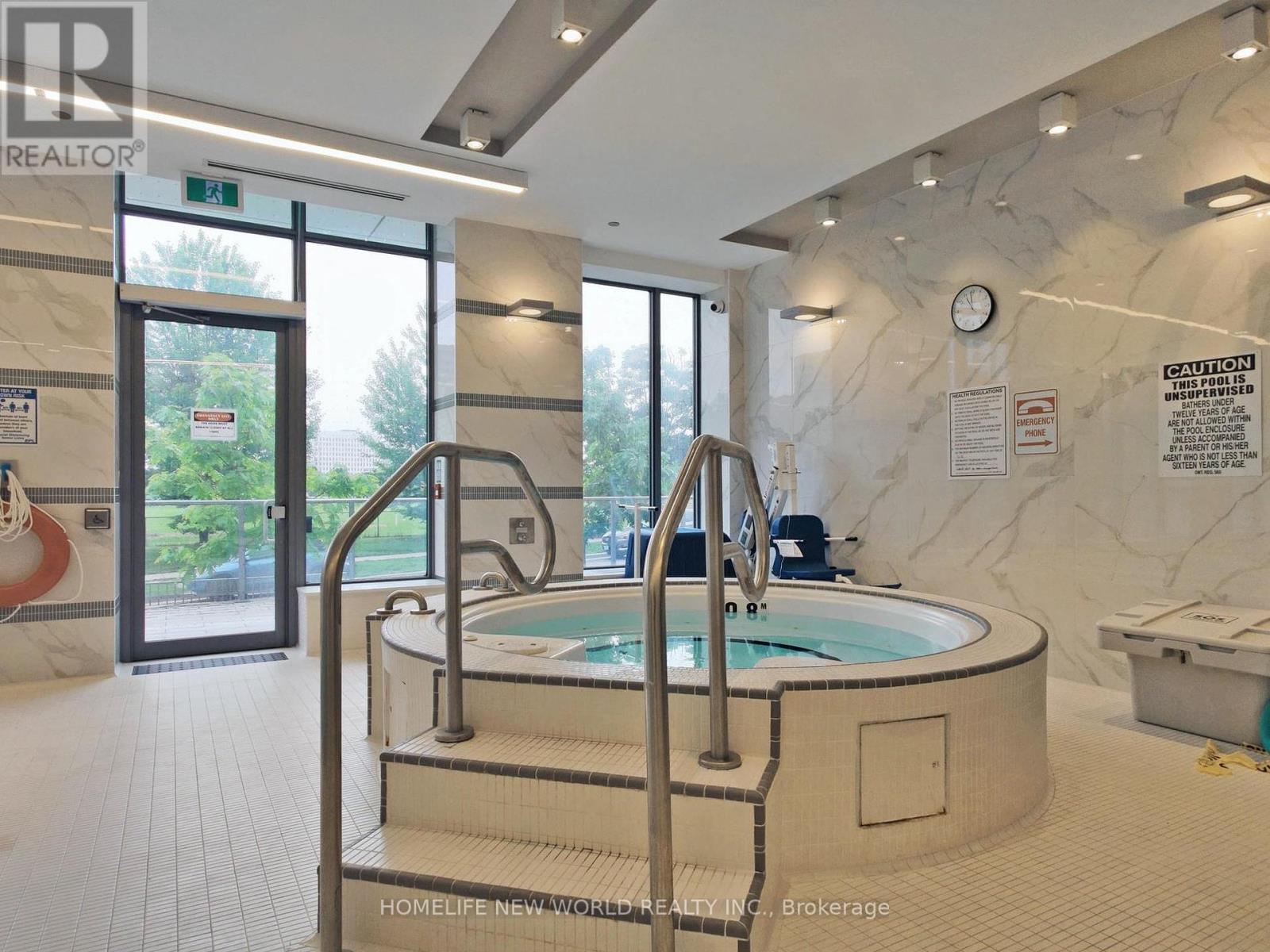 Photo 6 of 1610 32 Forest Manor Road, Toronto ON