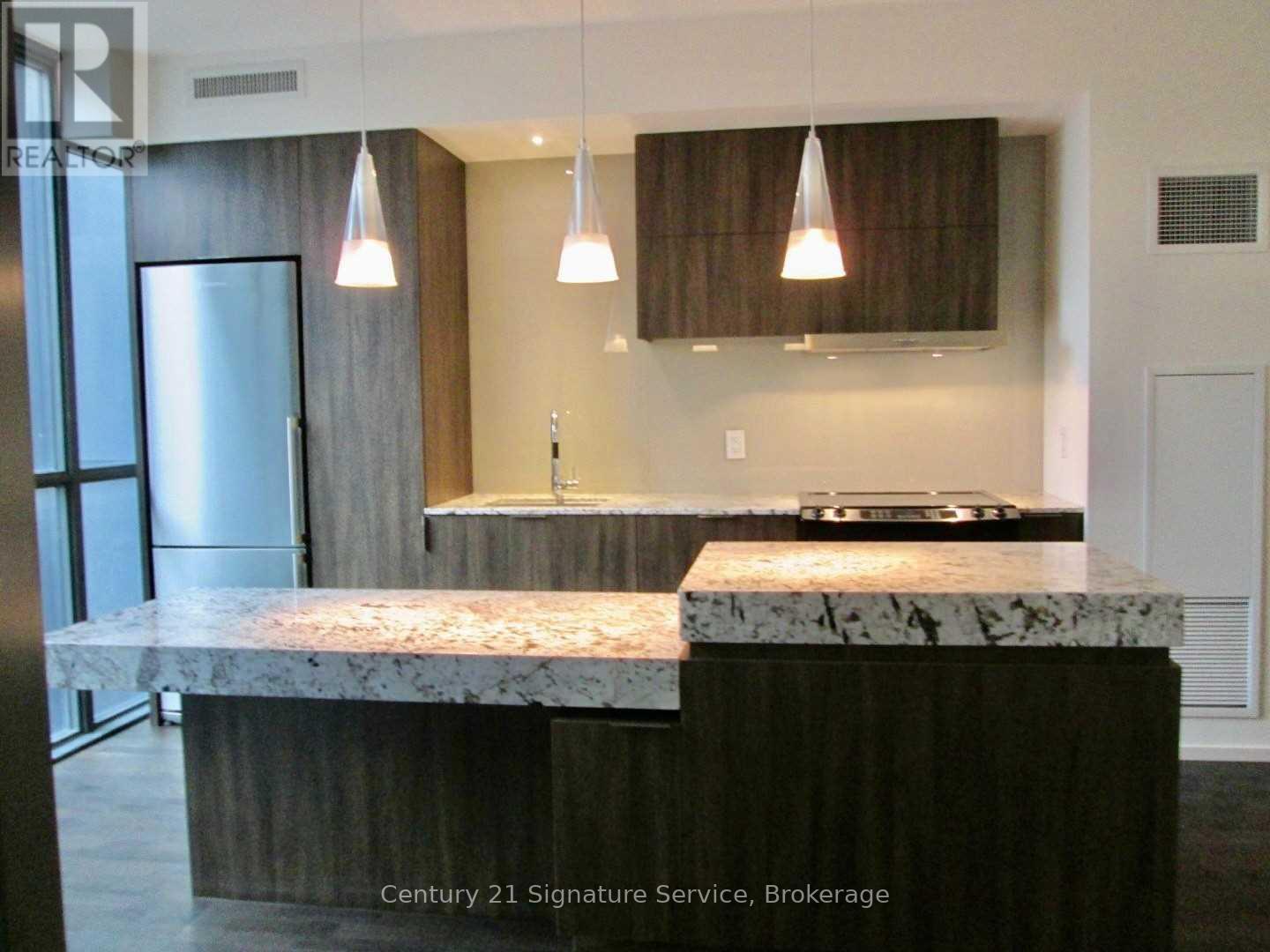 Photo 5 of 411 101 Charles Street E, Toronto ON