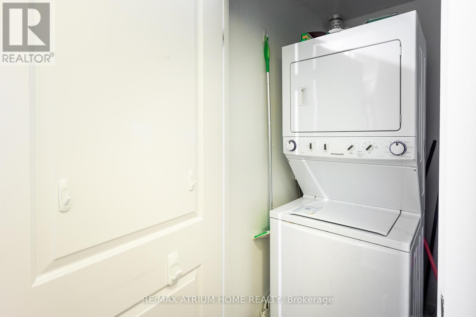 Photo 8 of 410 26 Norton Avenue, Toronto ON