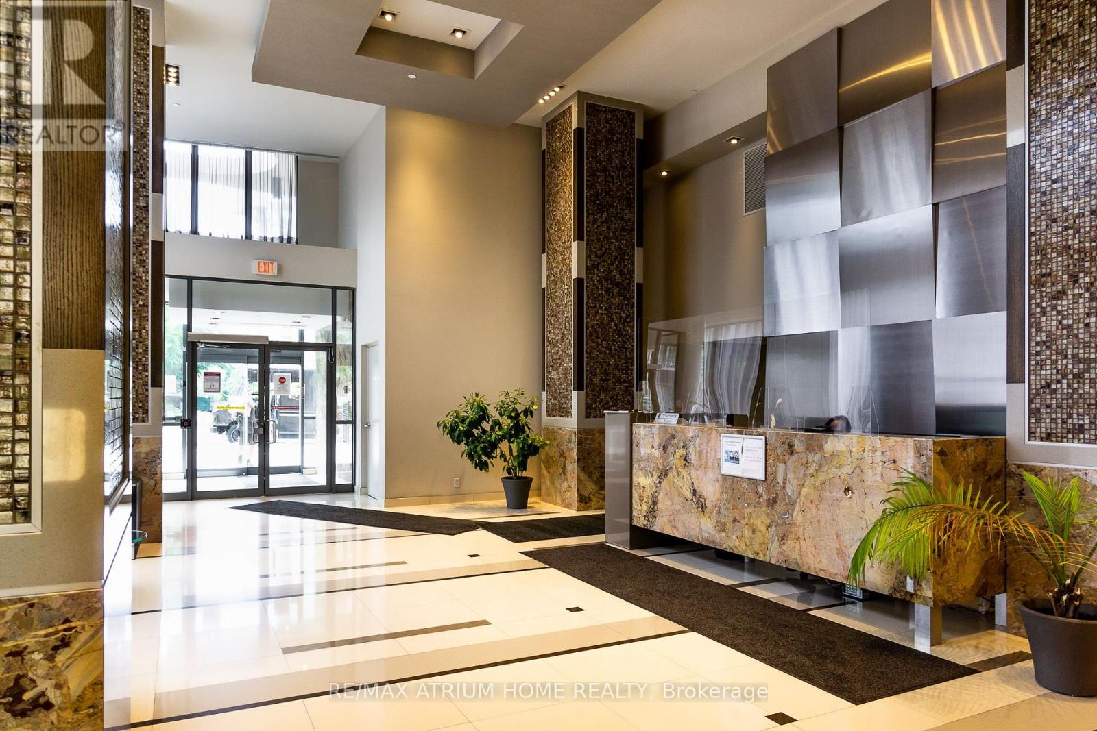 Photo 14 of 410 26 Norton Avenue, Toronto ON