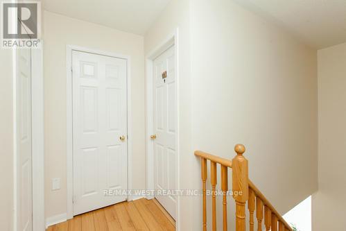 Photo 25 of 861 Bourne Crescent, Oshawa ON