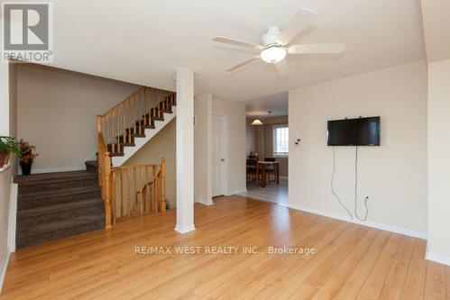 Photo 16 of 861 Bourne Crescent, Oshawa ON
