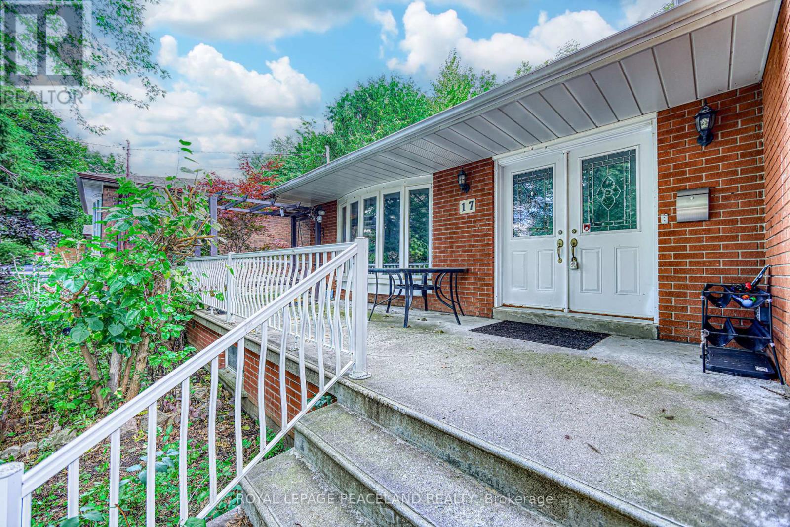 Photo 17 of 17 Willowgate Drive, Markham ON
