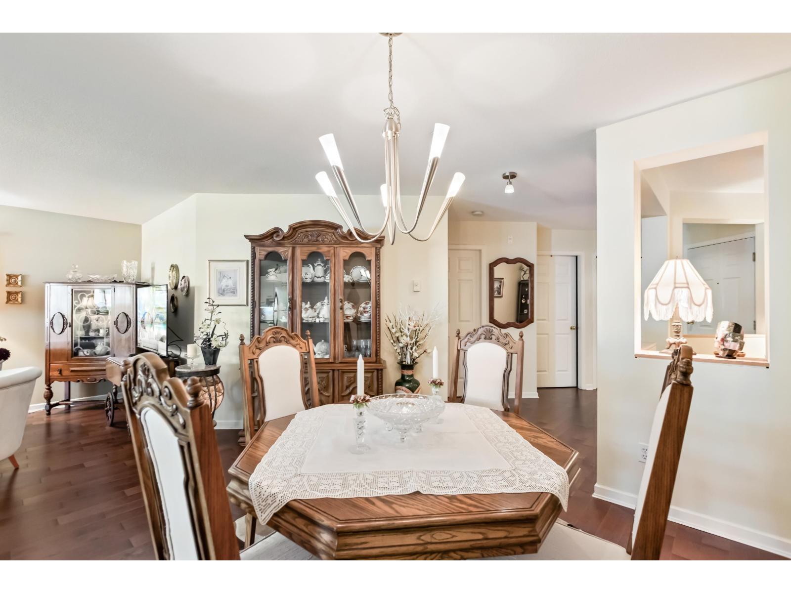 Photo 13 of 304 15155 22 Avenue, Surrey BC