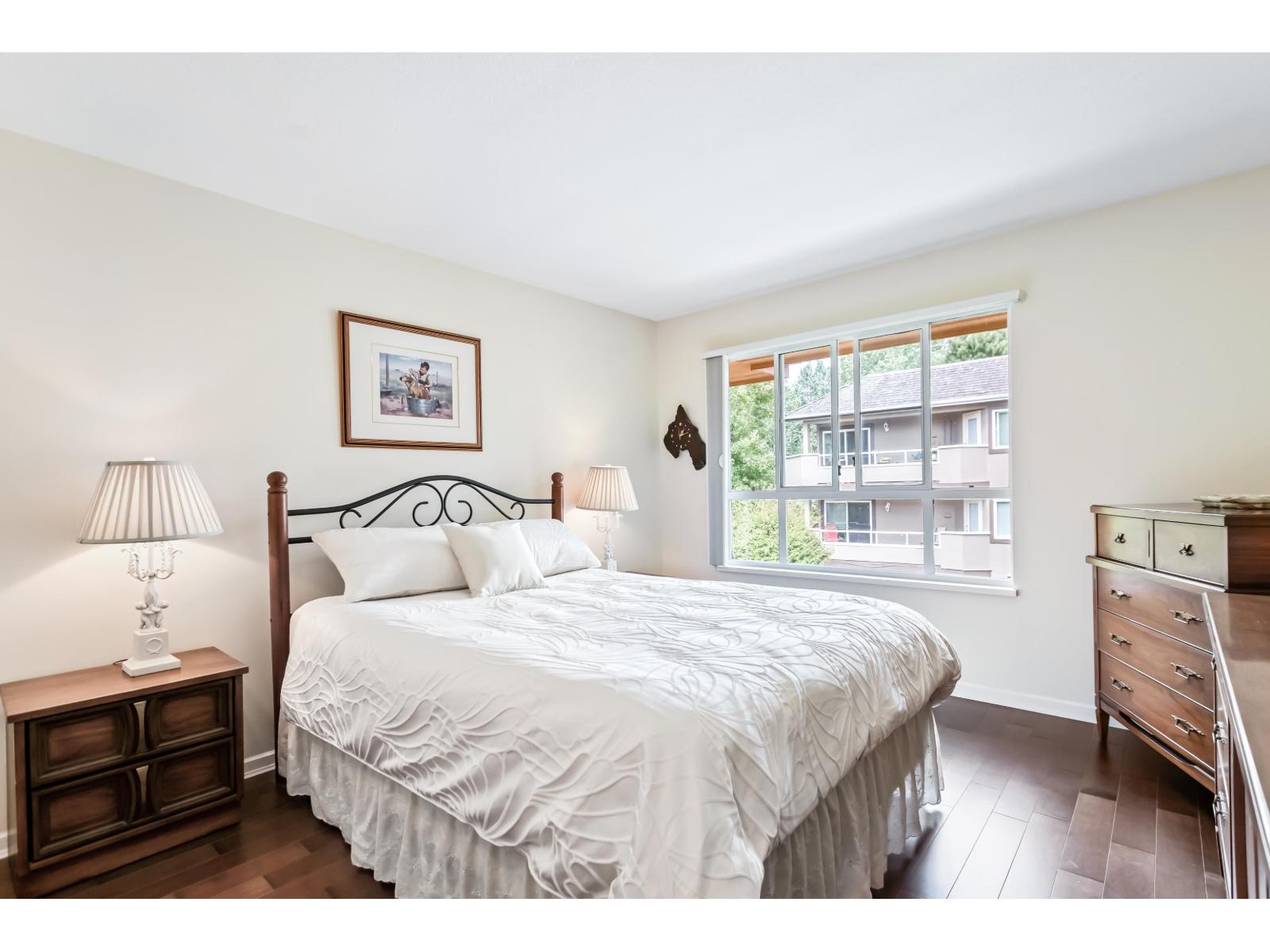 Photo 17 of 304 15155 22 Avenue, Surrey BC