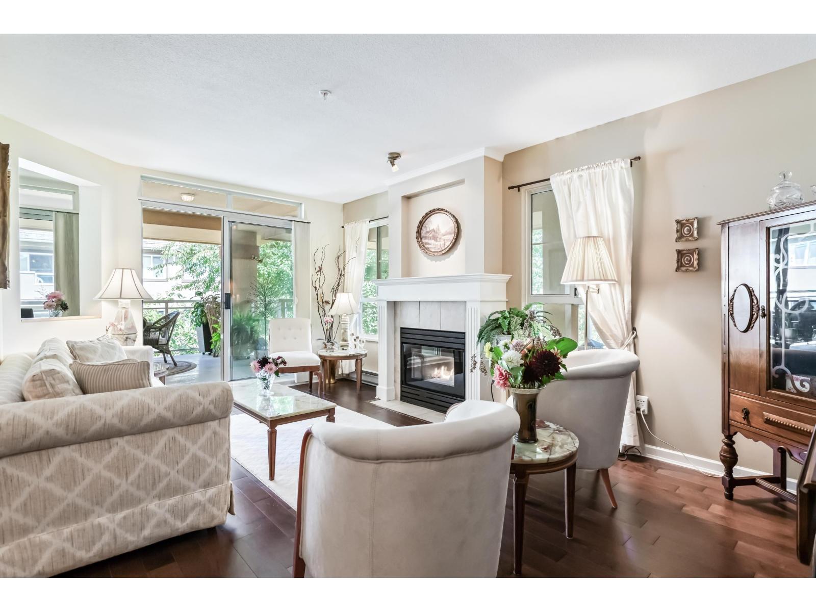 Photo 2 of 304 15155 22 Avenue, Surrey BC