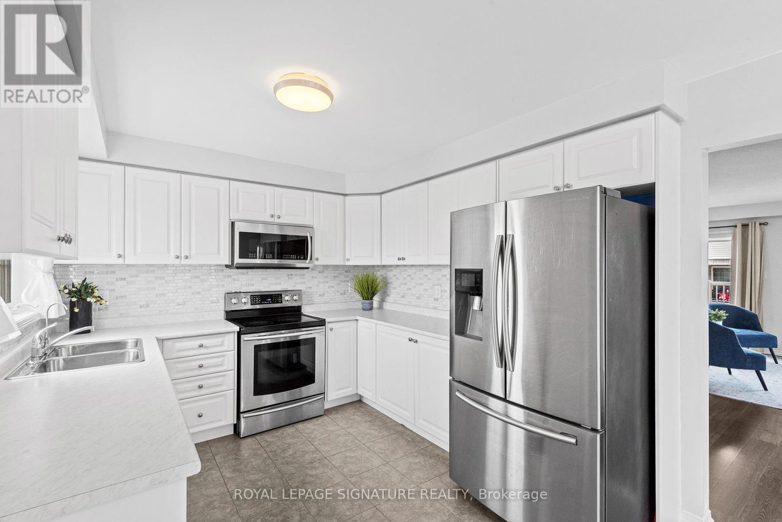 Photo 23 of 898 Audley Road N, Ajax ON
