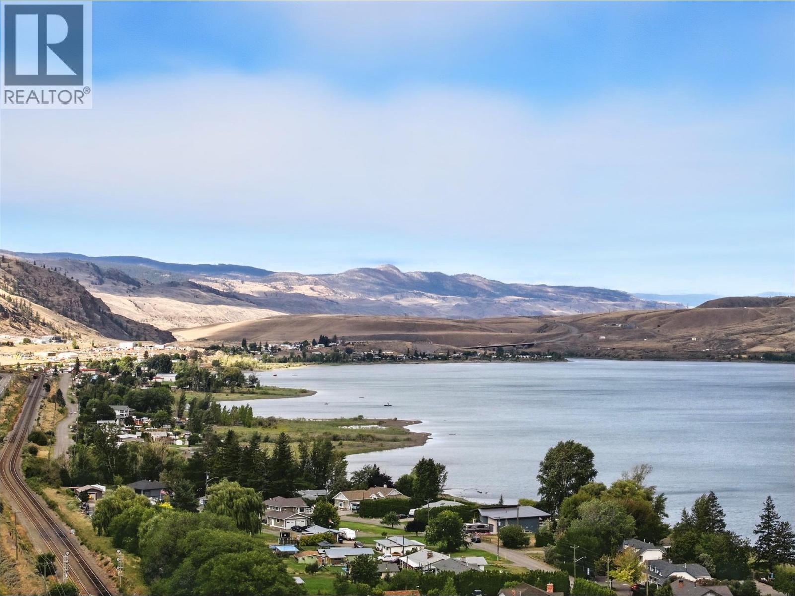 Photo 15 of 7061 Watson E Drive, Kamloops BC