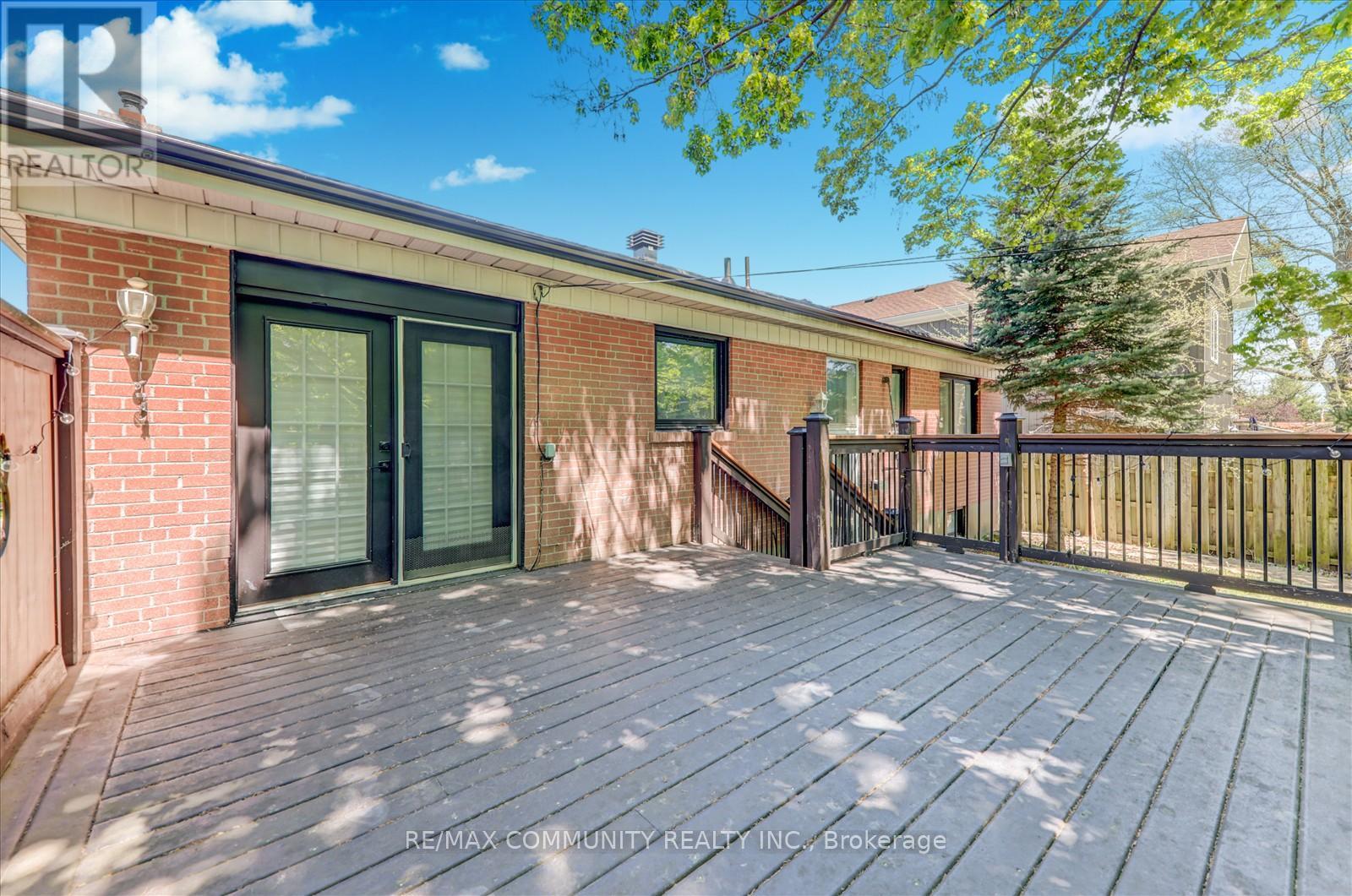 Photo 31 of 25 George Street, New Tecumseth ON