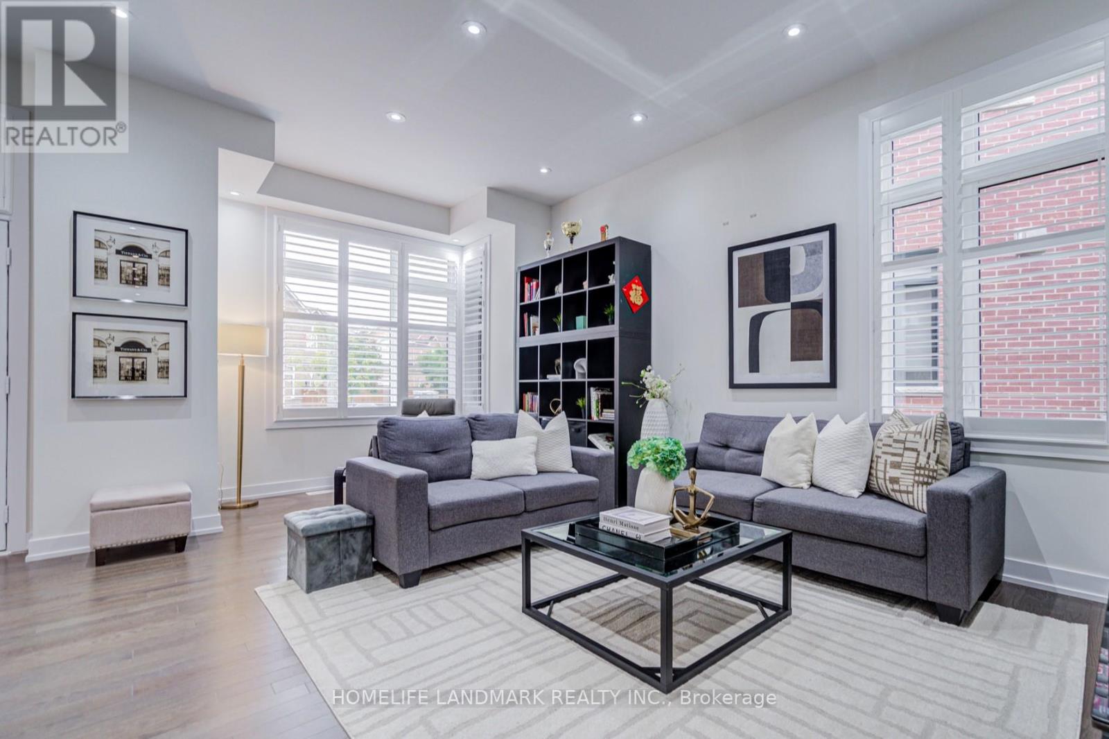 Photo 38 of 33 Golden Fern Street, Markham ON