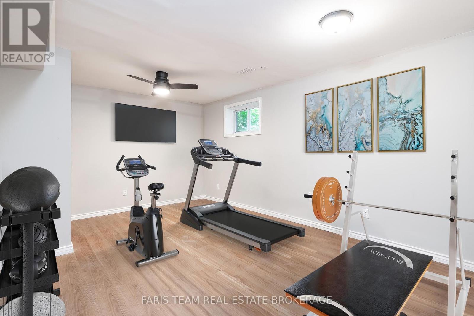 Photo 15 of 136 Poyntz Street, Penetanguishene ON