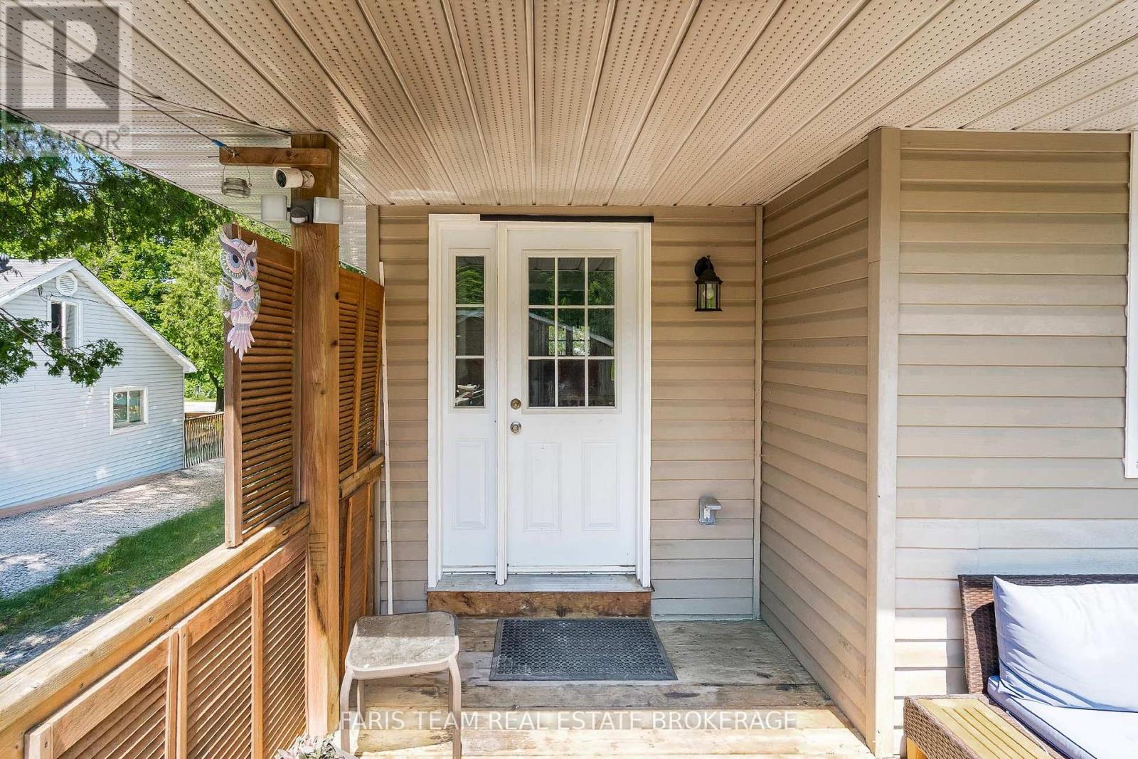 Photo 20 of 136 Poyntz Street, Penetanguishene ON